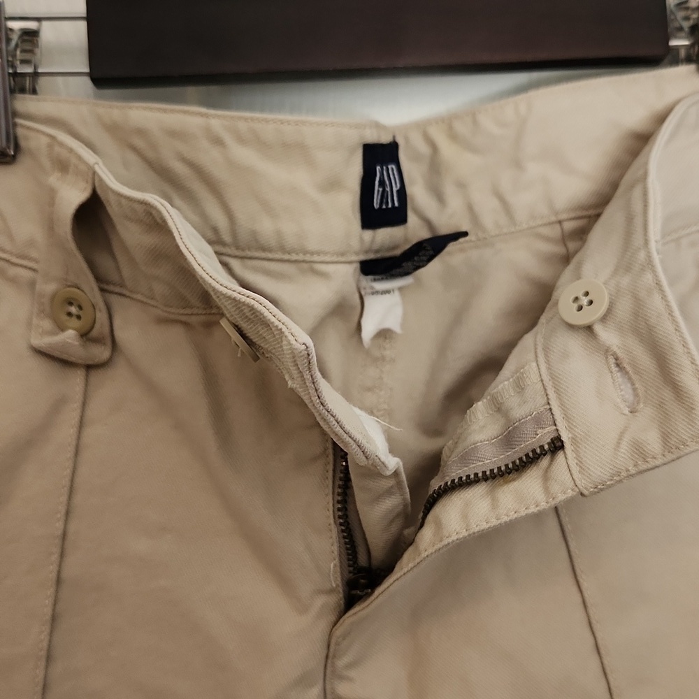 Final Sale Vintage GAP Khaki Pants - Picture 11 of 12